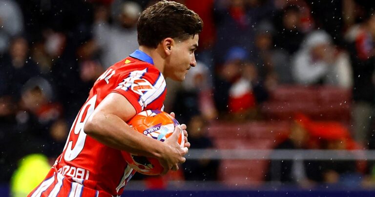 El Atlético de Simeone necesita ganar para seguir soñando con la Liga