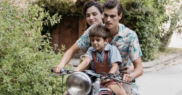 Por qué ver La historia, la exitosa serie italiana que nos recuerda a La vida es bella