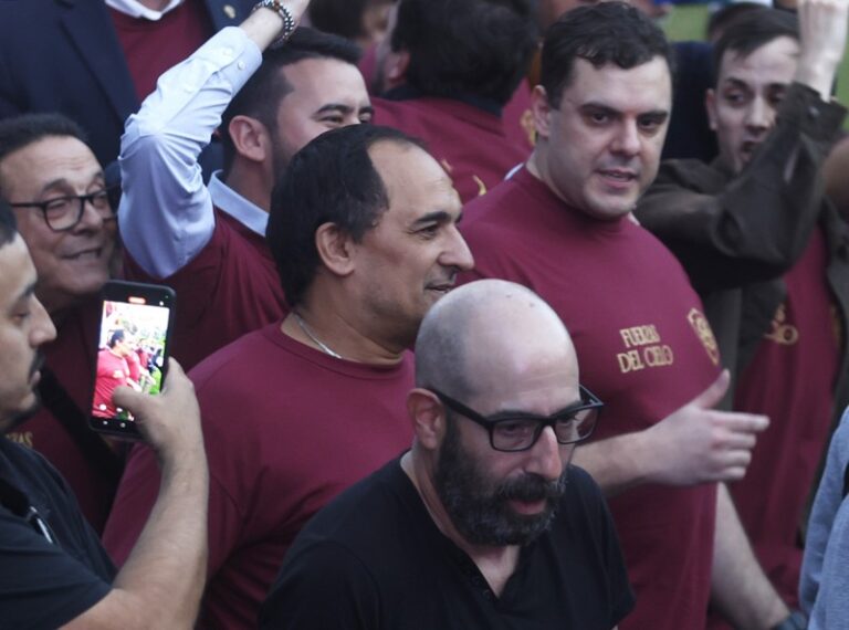 Dalma cruzó al Gordo Dan por poner que Maradona es Milei: «Qué hacés? Sacá eso ya»