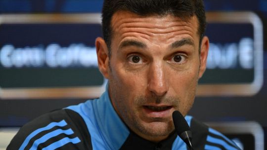 Lionel Scaloni celebró la vuelta de Di María a Rosario Central y habló del escándalo en Newells