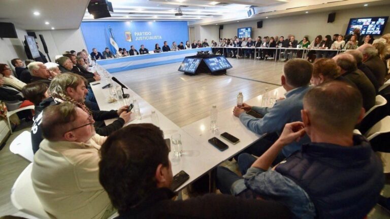 El PJ se reúne para definir logística de la marcha por Cristina Kirchner