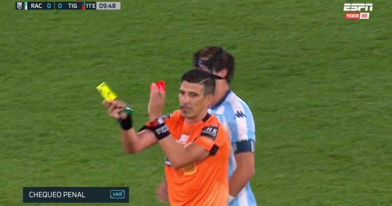 Video: la absurda expulsión de Martirena en el arranque del alargue ante Tigre